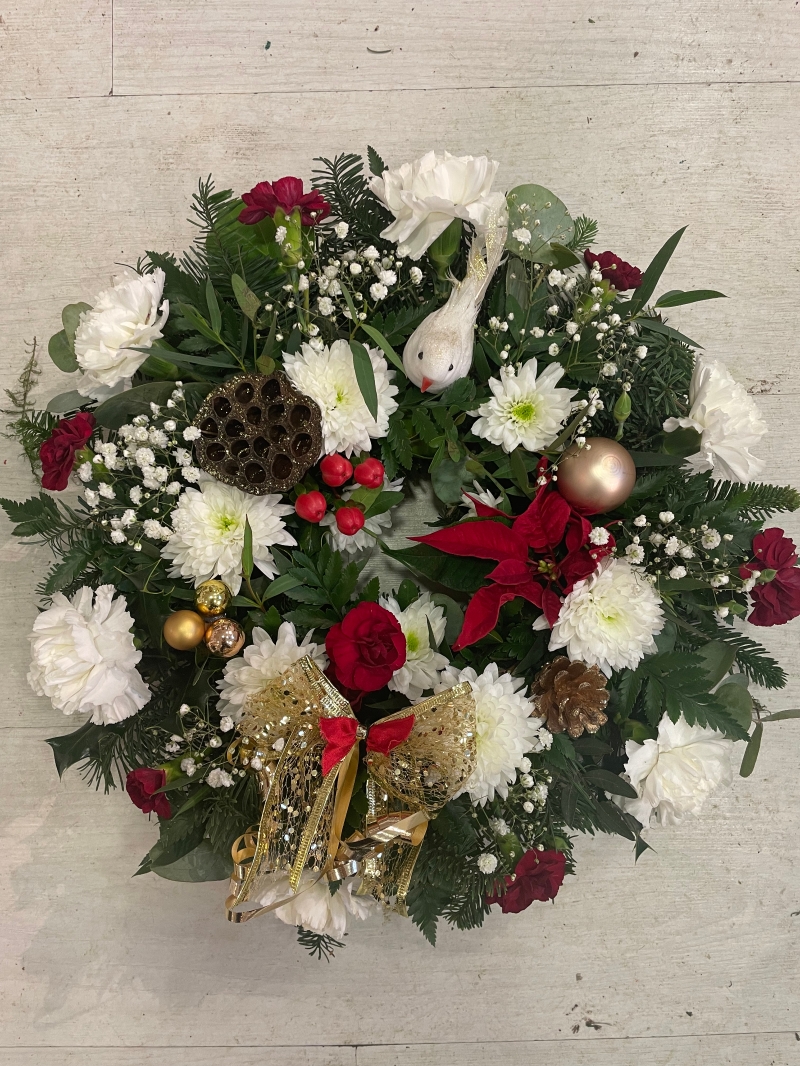 Christmas Grave Wreaths