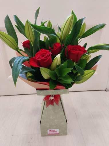 Lily and Rose Bouquet