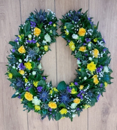 Large Horseshoe Wreath