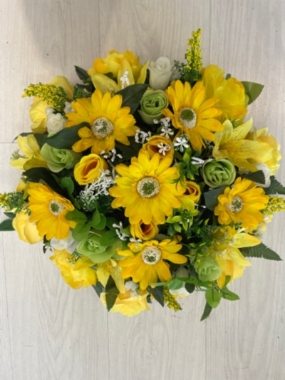 Large Yellow & White & Green Posy