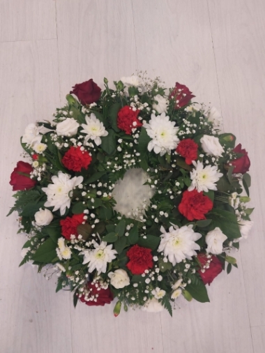 Red and White Wreath